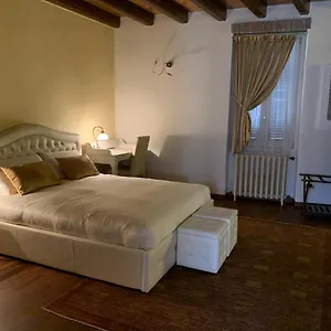 https://quinta-quadra.it-lombardy.com